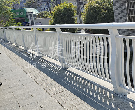 河道護(hù)欄
